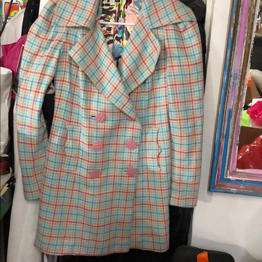 Heatherette coat with pink buttons & satin lining